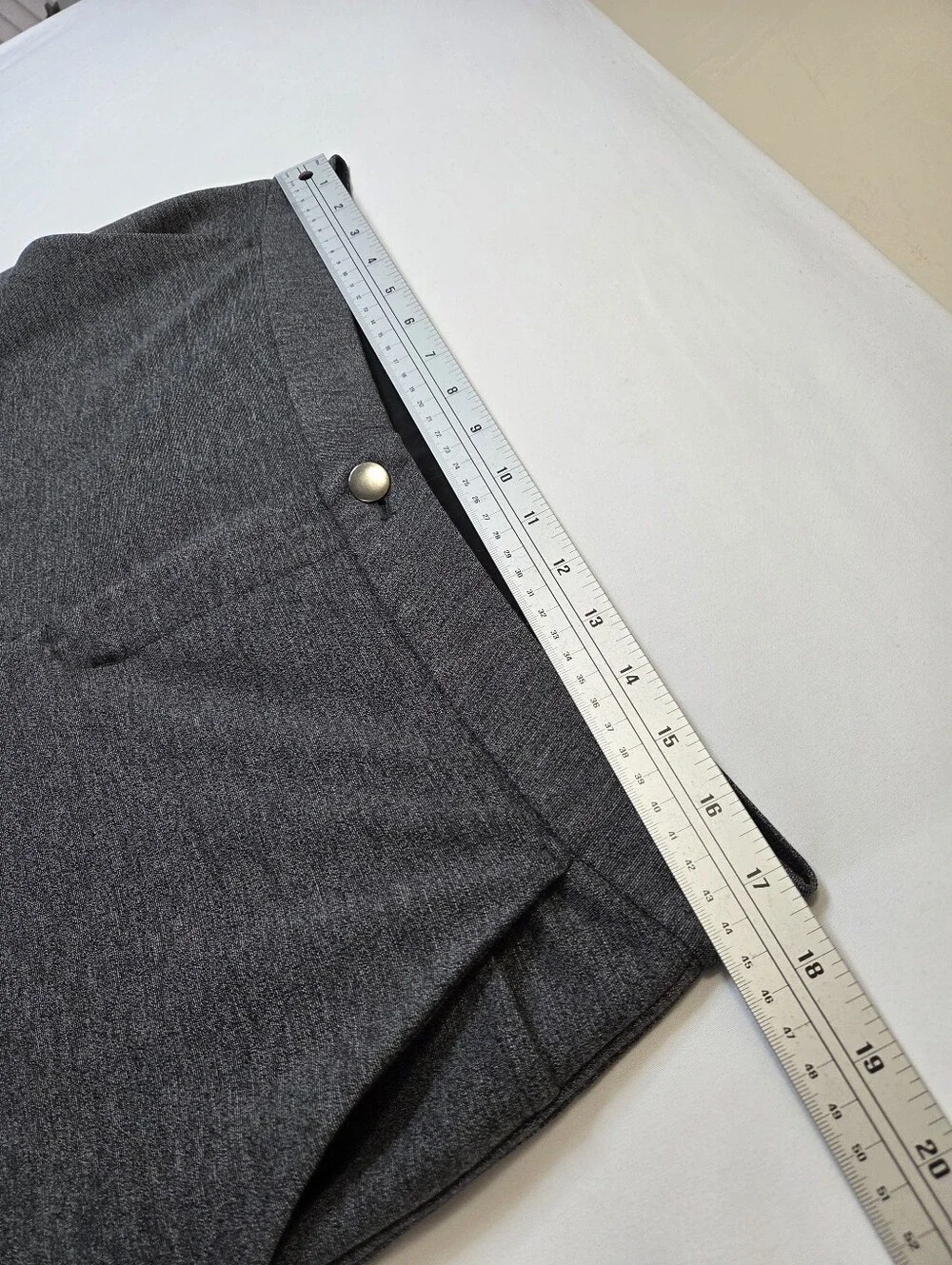 Lululemon Women's Gray Stretch Travel Pants Size 12 Tapered Pockets Casual - Picture 5 of 8